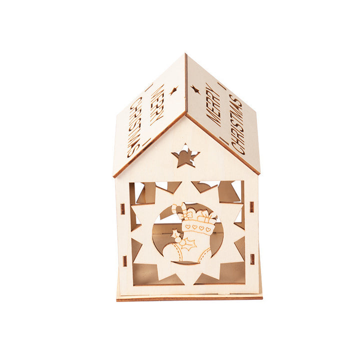 Dekoratives Holzhaus mit weihnachtlichen Motiven