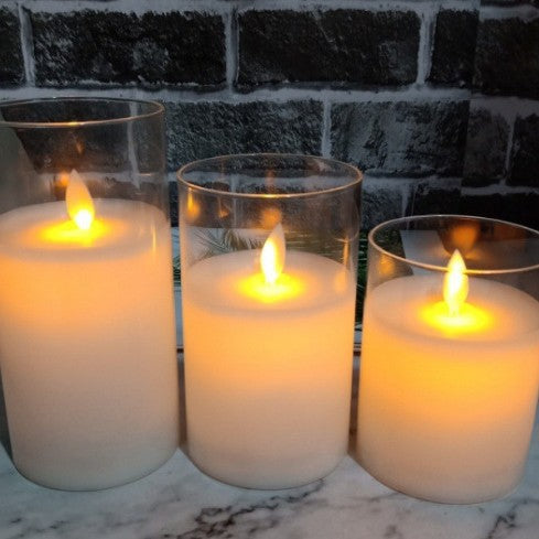 LED-Glas-Kerze mit Gold-Finish