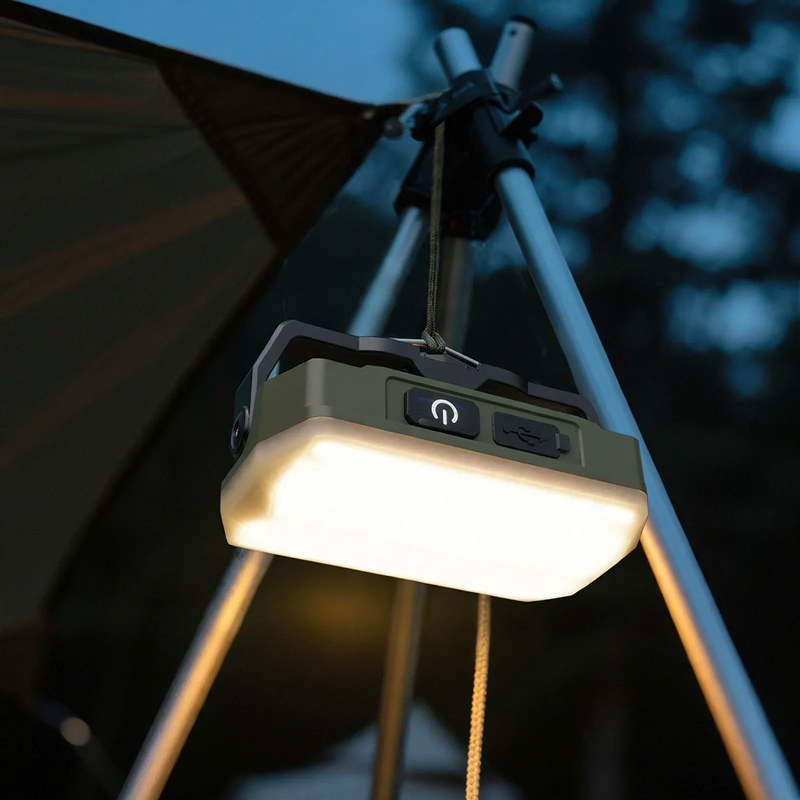 LED-Campinglampe mit Akku und Notlichtfunktion
