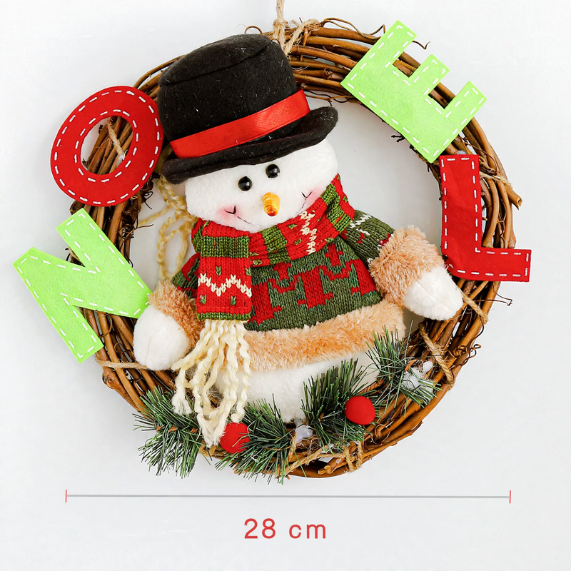 Weihnachtskranz aus Holz mit Figuren