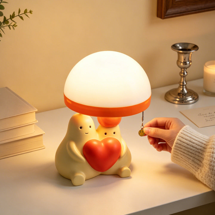 Herz-Tischlampe mit Liebes-Motiv