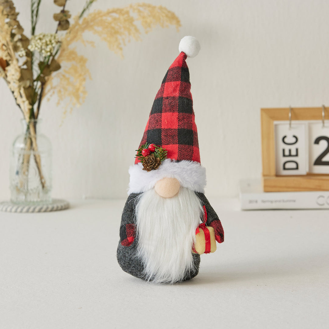 Dekorative Zwergen- und Weihnachtsfiguren aus Stoff