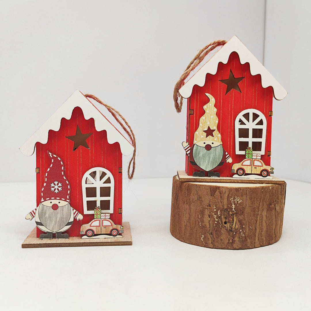 Beleuchtetes Holzhaus für die Weihnachtsdekoration