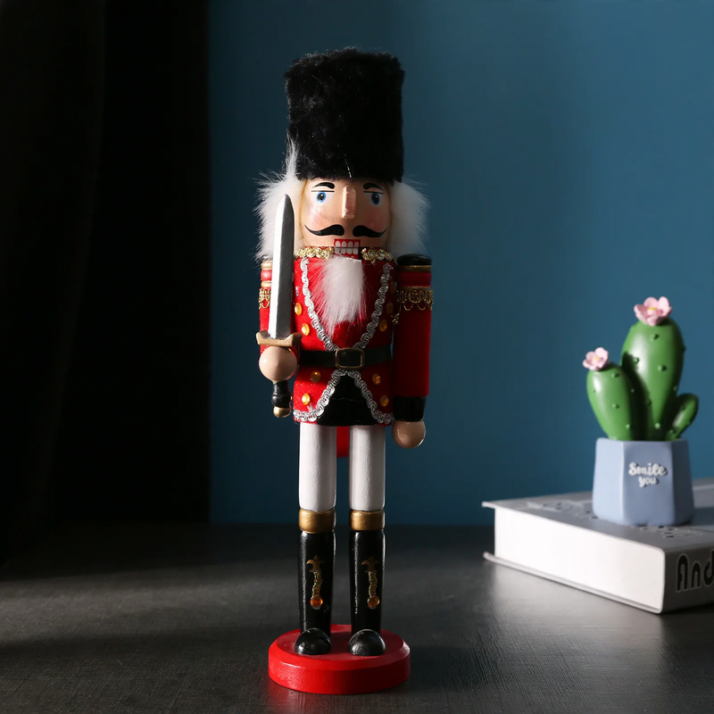 Dekorative Nussknacker-Soldatenfigur aus Kiefernholz