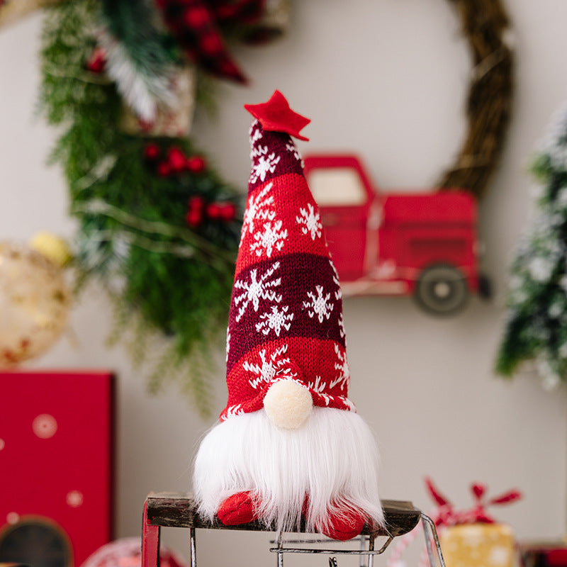 Beleuchtete Weihnachts-Zwergenfiguren mit Strickmütze