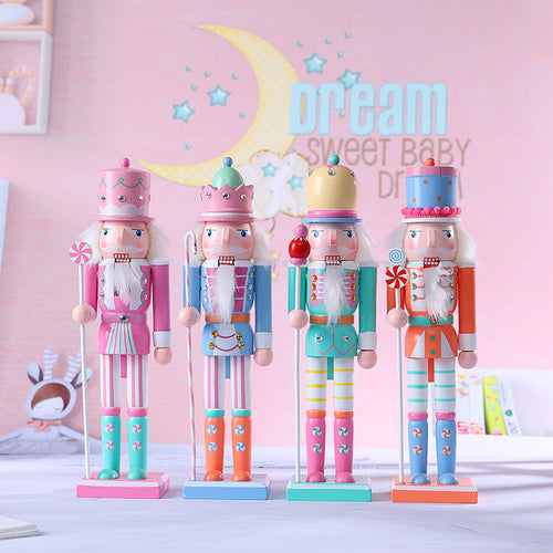 Nussknacker-Figur im modernen Pastell-Design