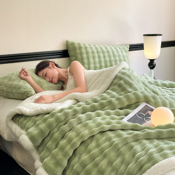 Doppellagige Decke aus Kaninchenfell-Imitat, warm und flauschig