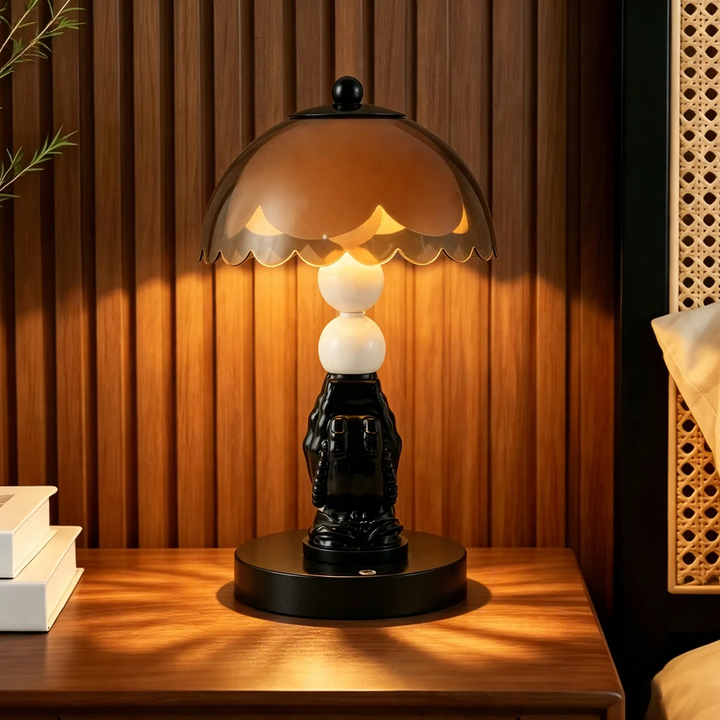 Nachttischlampe mit Händen-Motiv, modern