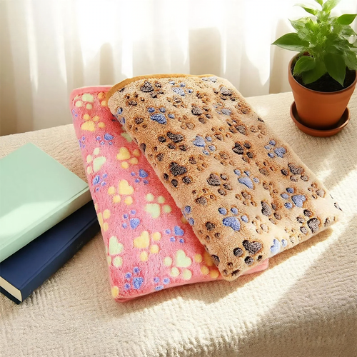 Haustiermatte aus Fleece, Pfoten- und Knochenmuster