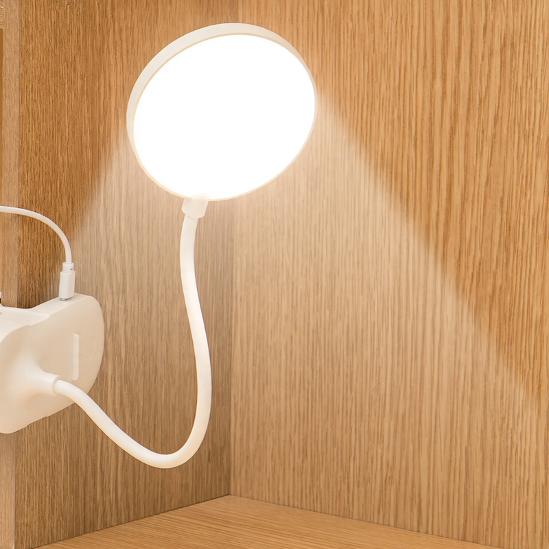 Vielseitige LED-Klemmleuchte für Studium und Freizeit