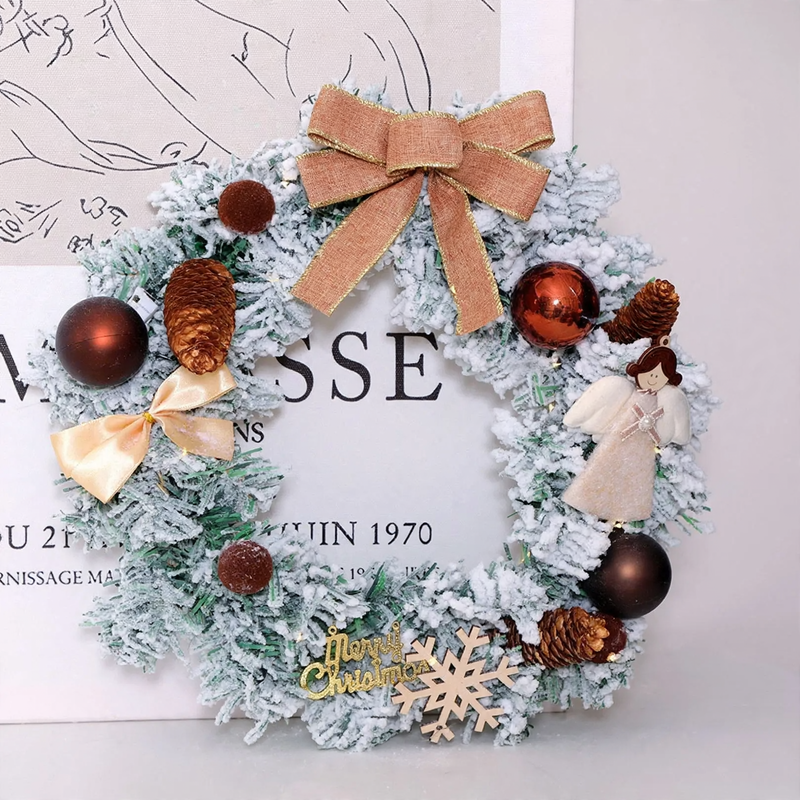 Weihnachtskranz mit Beleuchtungsoption