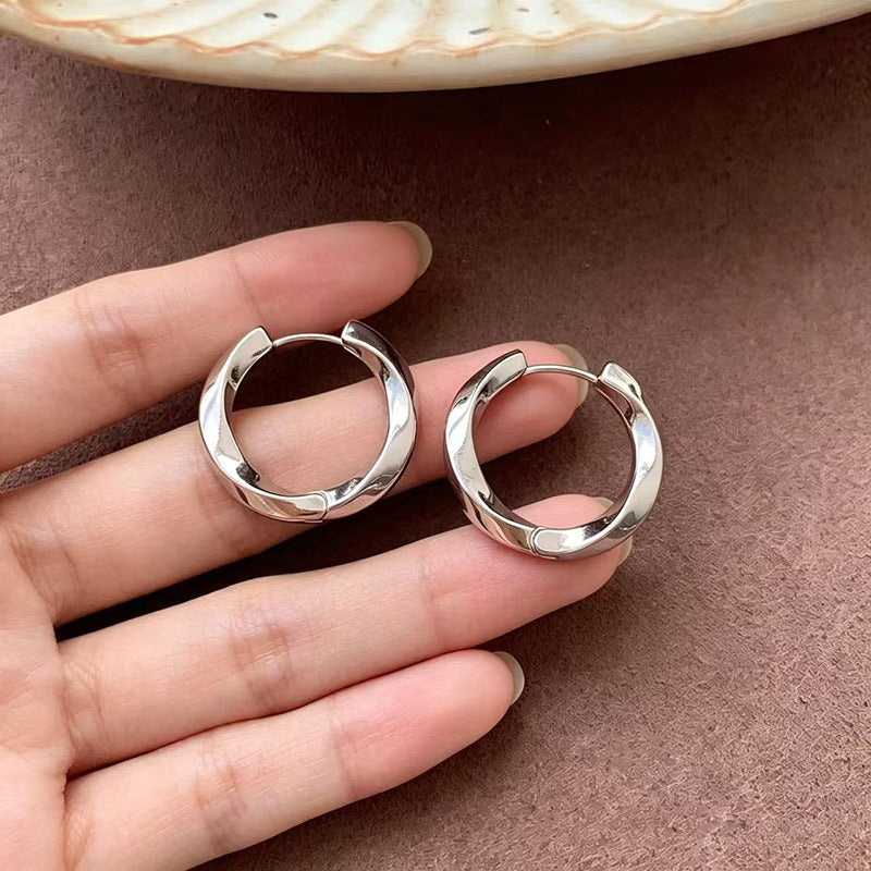 Ohrringe aus 925er Silber mit geometrischem Design