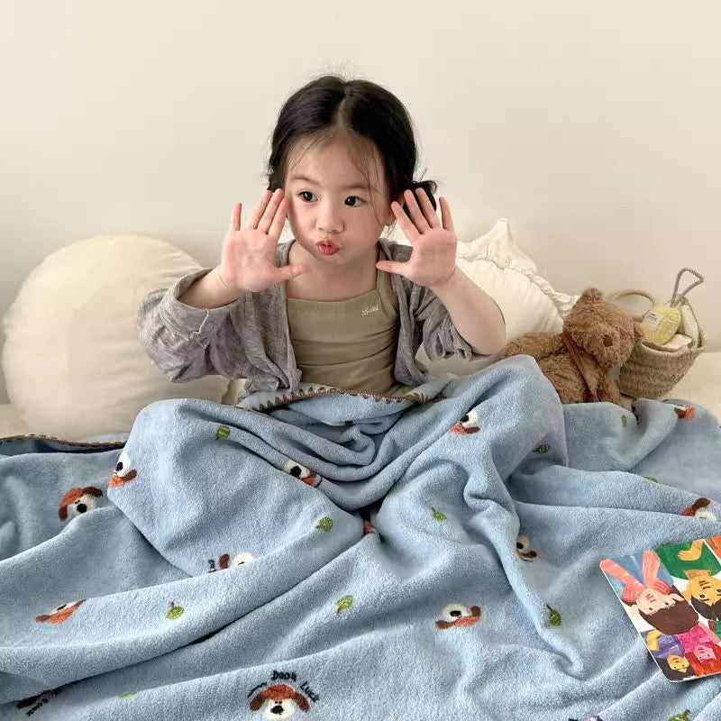 Kuschelige Kinder-Wohndecke mit Cartoon-Motiv, verschiedene Größen