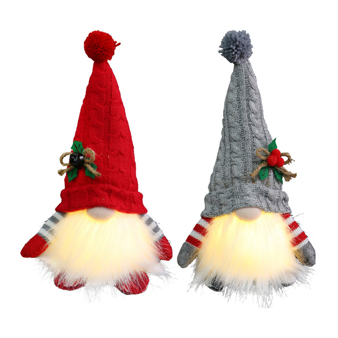 Leuchtende Wichtelfigur mit Strickmütze