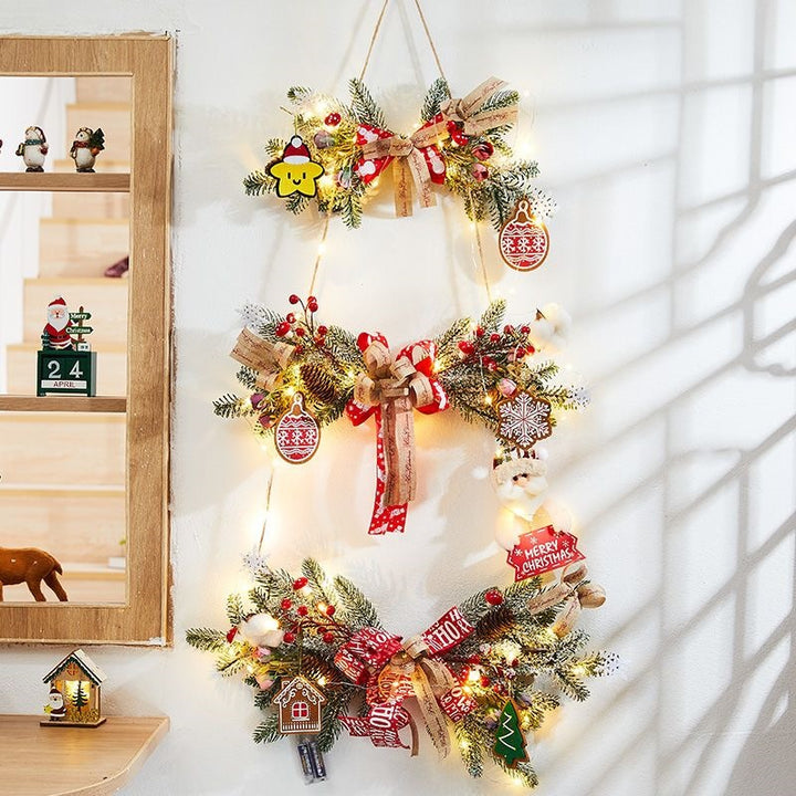 Weihnachtskranz mit Natur-Elementen, europäischer Stil