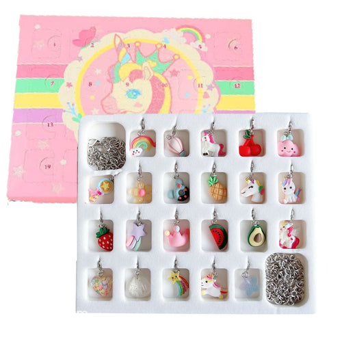 DIY-Adventskalender-Schmuckset mit Festtagsmotiven
