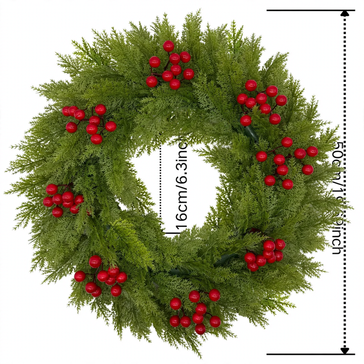 Künstlicher Weihnachtskranz mit Tannennadeln und Beeren