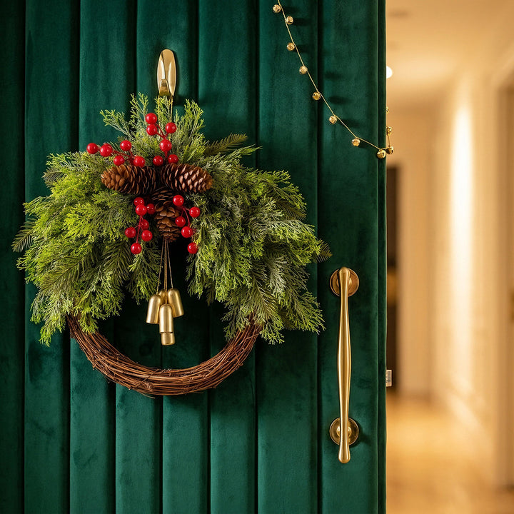Weihnachtskranz mit Glocken im Landhausstil