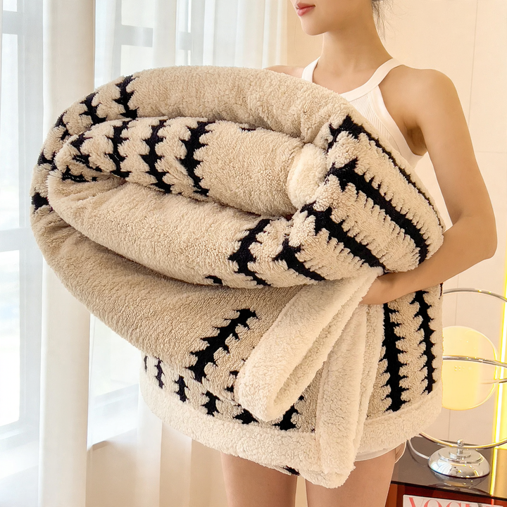 Milchfaser-Fleece Wohndecke, geometrisches Muster, verschiedene Größen