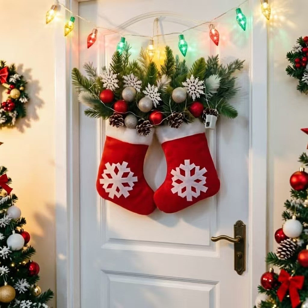Weihnachtlicher Handschuh-Kranz mit Beleuchtungsoption