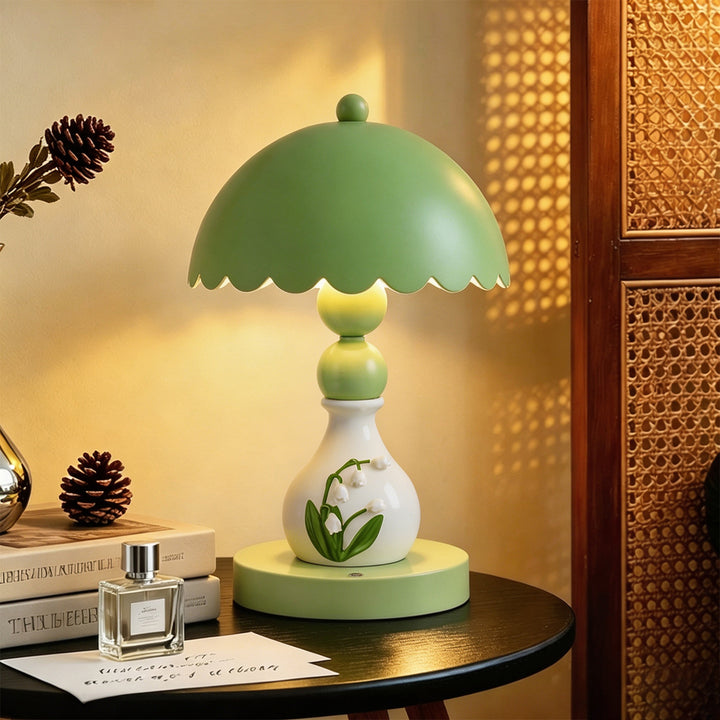 Maiglöckchen-Tischlampe, französisches Flachrelief-Design