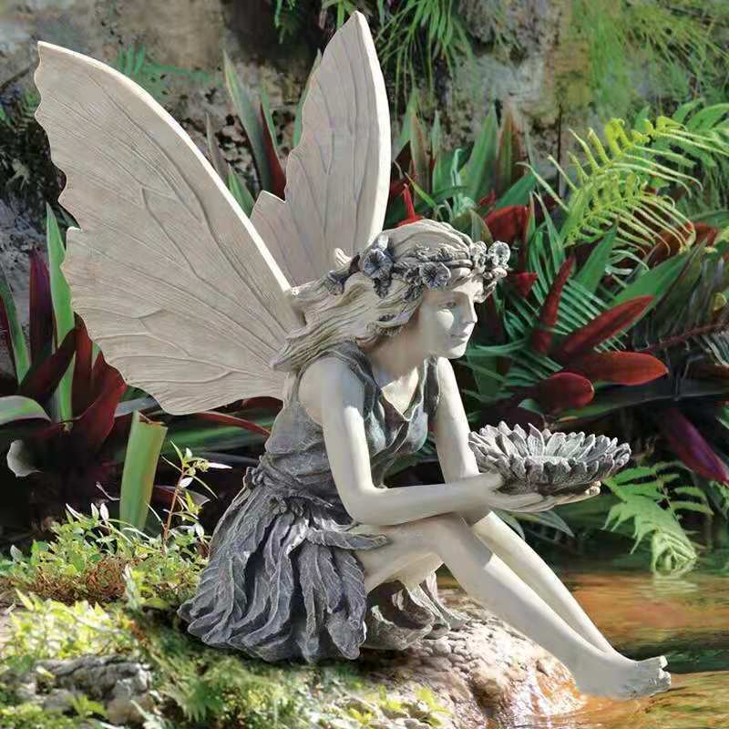 Engel-Vogeltränke aus Kunstharz