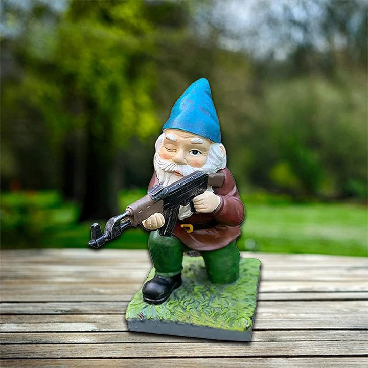Militärischer Garten Zwerg mit Camouflage Uniform | Karnz