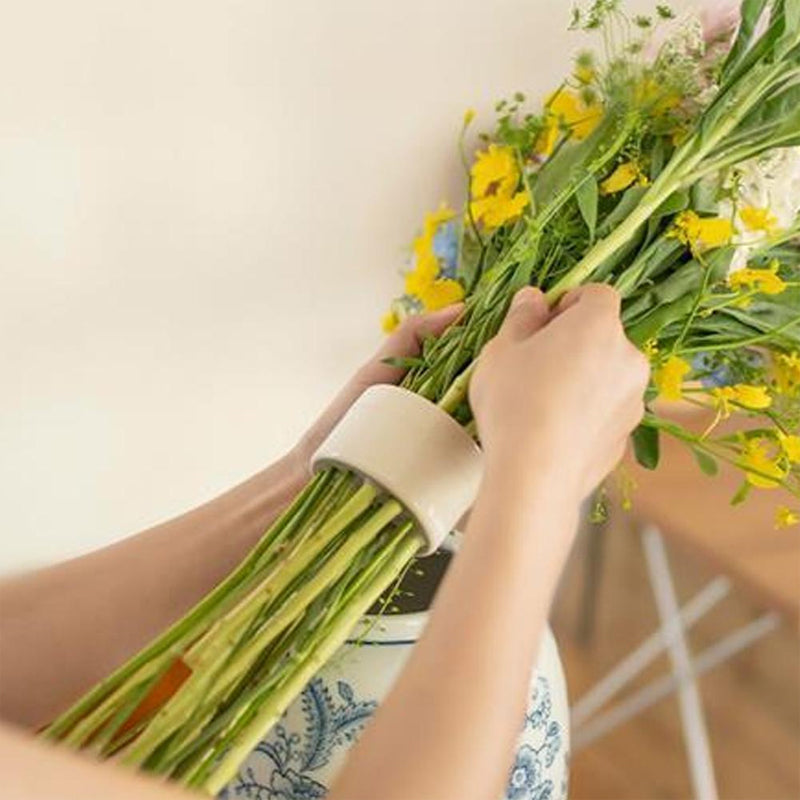 Spiralförmiger Ikebana-Stängel-Halter | Karnz