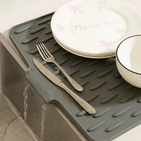 FlexiDry Silikon-Trocknungsunterlage – Hitzebeständig, Rutschfest & Platzsparendes Design | Karnz