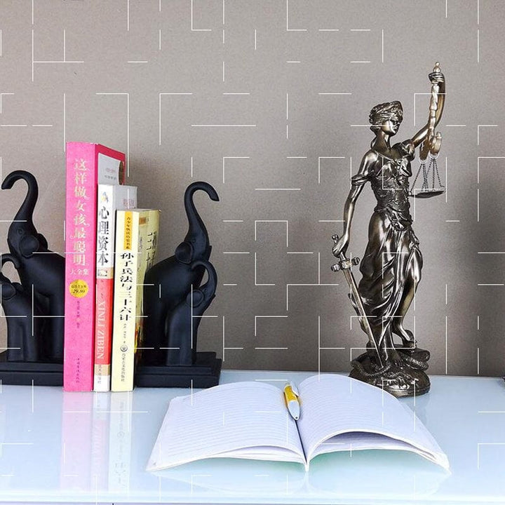 Göttin der Gerechtigkeit Statue Dekoration | Karnz