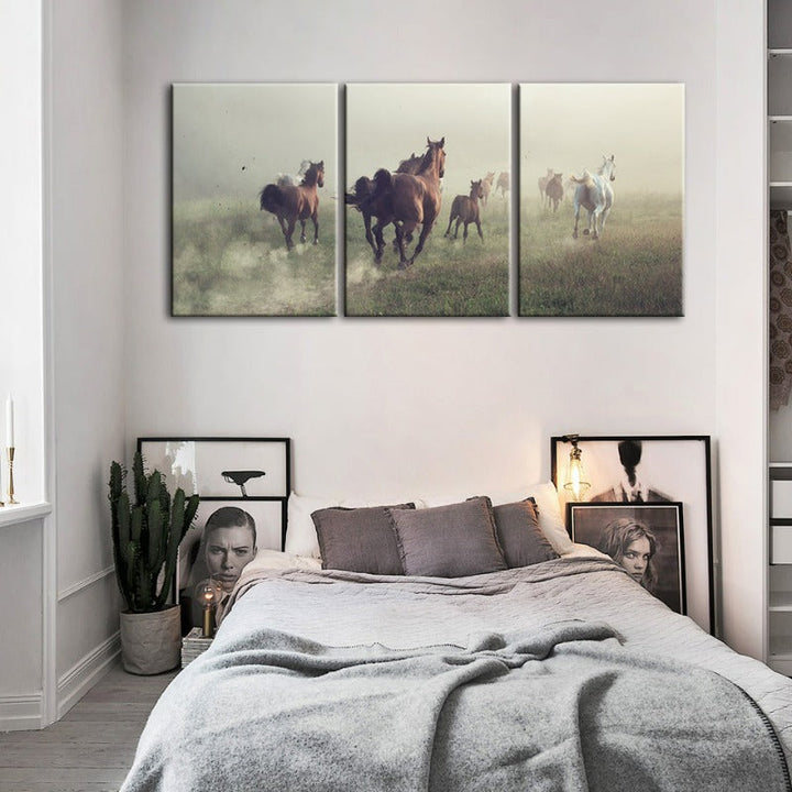 Galoppierende Pferde – Leinwandbild, 3-teilig