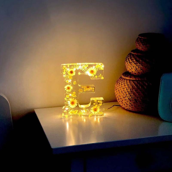 Sandsberg | Harz-Blumen-Nachtlicht | LED-Deko-Lampe in Buchstabenform