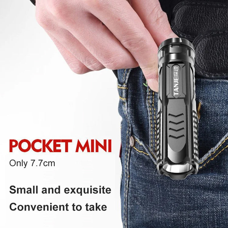 Starke Taschenlampe für Spezialeinheiten