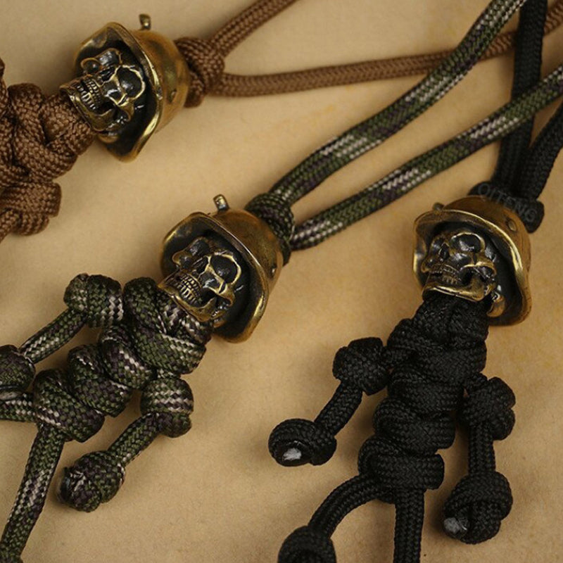 Paracord-Schlüsselanhänger mit Skelett-Soldatenmotiv