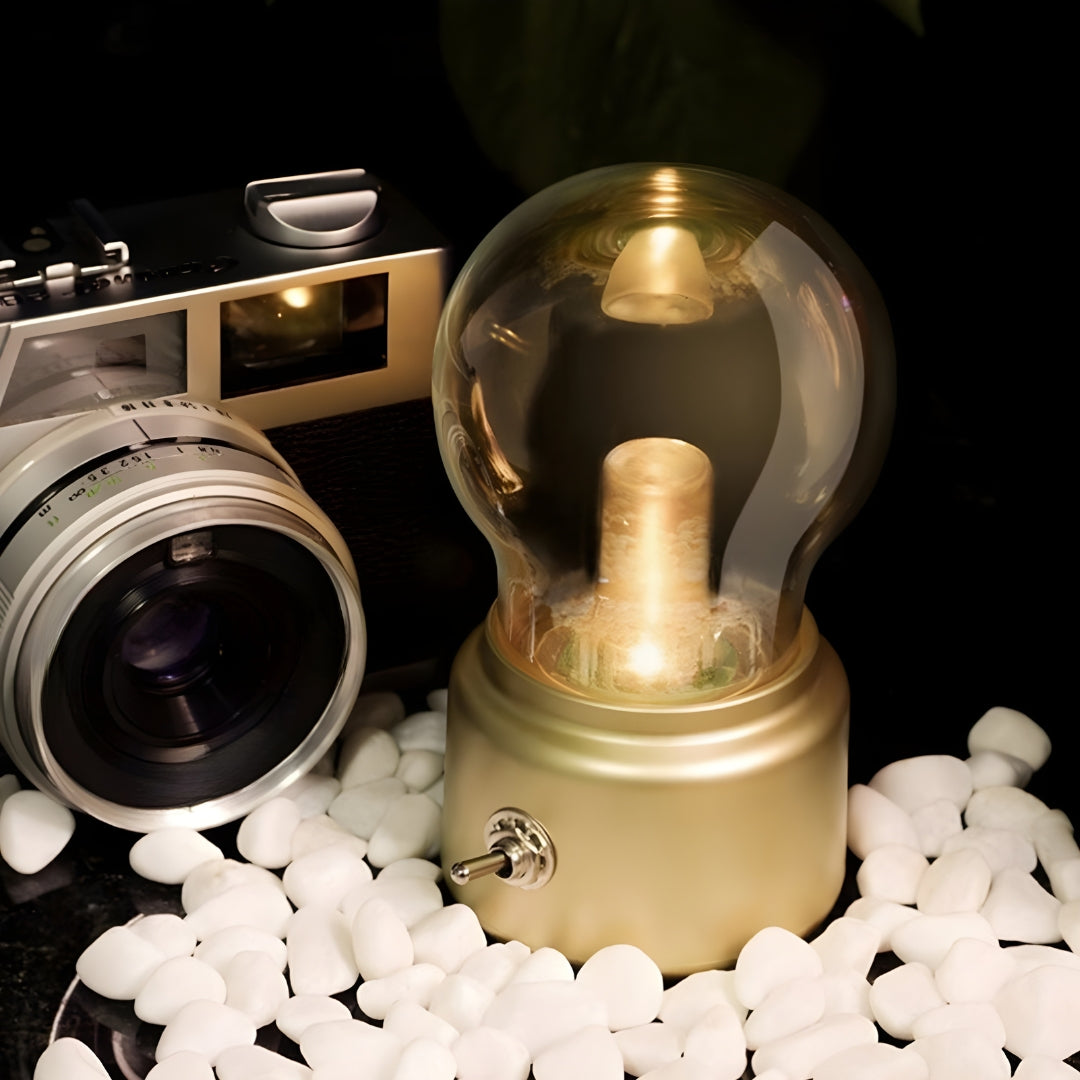 Portable Retro Tischlampe - LumiRetro | Karnz