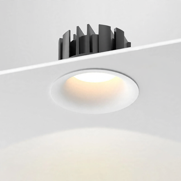 Einbau-Deckenleuchte mit COB-Lichtquelle