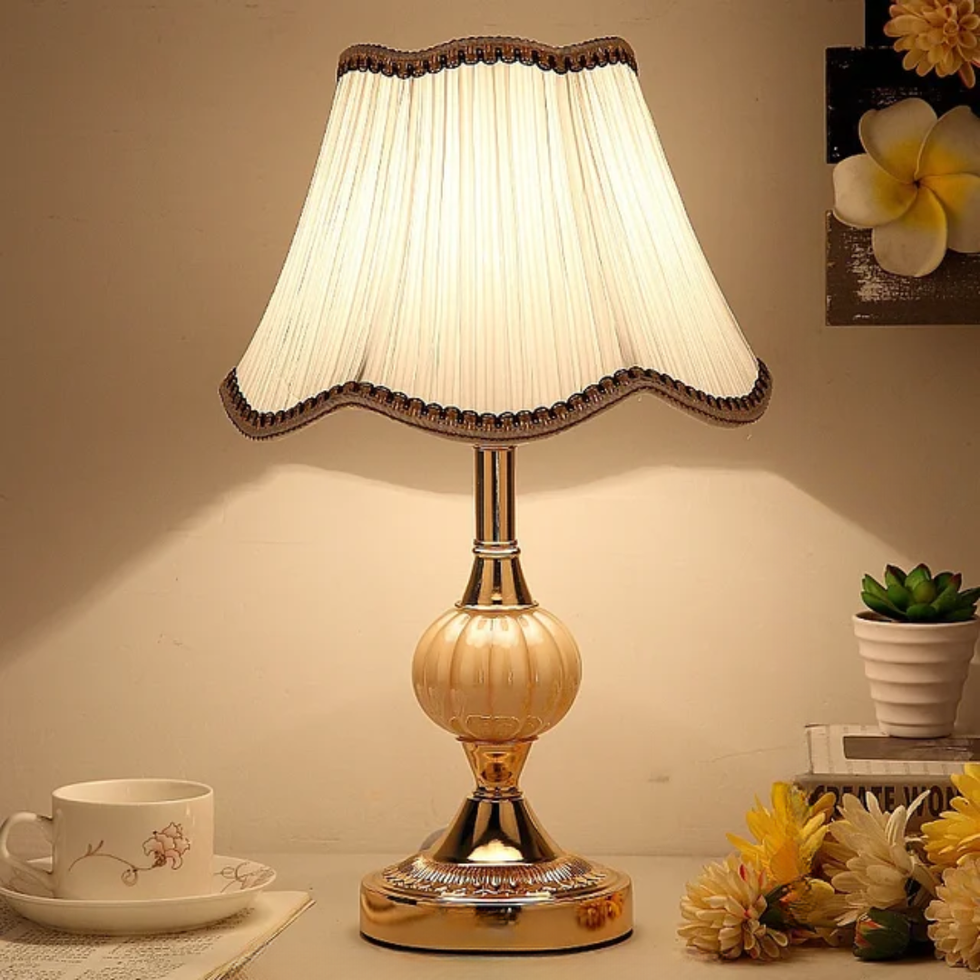 Karnz | Vintage Skandinavische Tischlampe