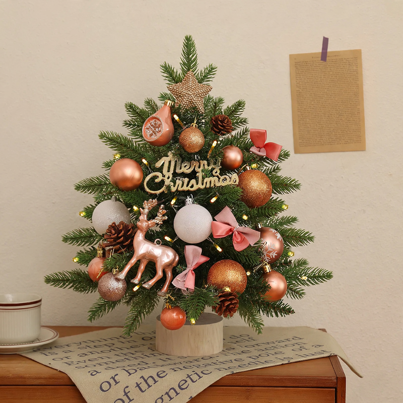 Mini-Weihnachtsbaum für den Tisch mit Beleuchtung