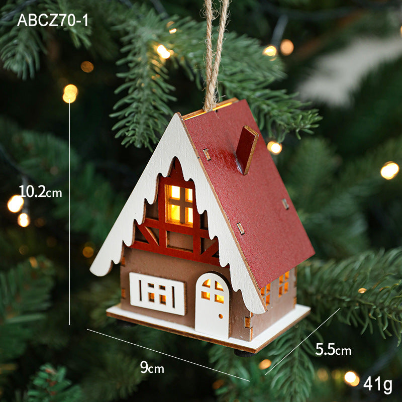 Beleuchtetes Holzhaus für Weihnachtsdekoration