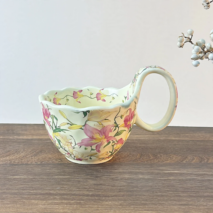 Keramikschale mit Blumenmotiv, 13-14 cm, elegant