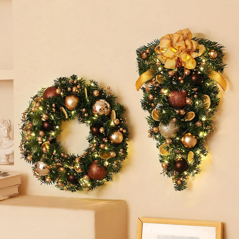 Dekorativer Weihnachtskranz aus Seidenblumen
