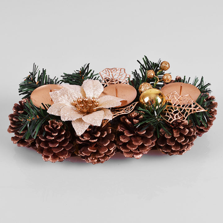 Handgefertir Weihnachtskranz für Kerzenhalter