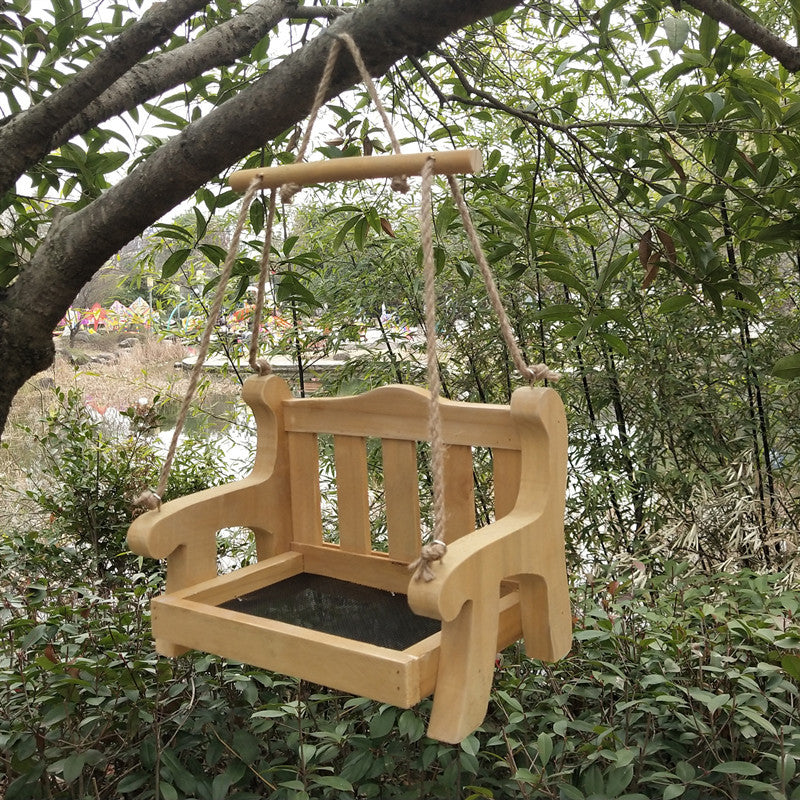 Automatisches Vogelhaus aus Kiefernholz zum Aufhängen