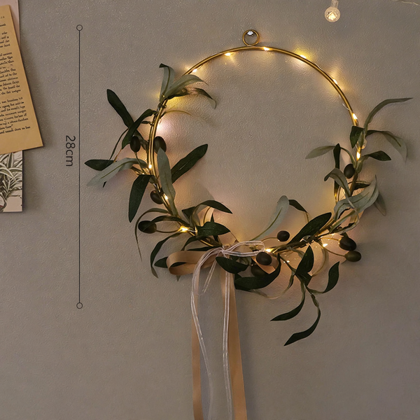 Dekorativer Weihnachtskranz mit LED-Beleuchtung