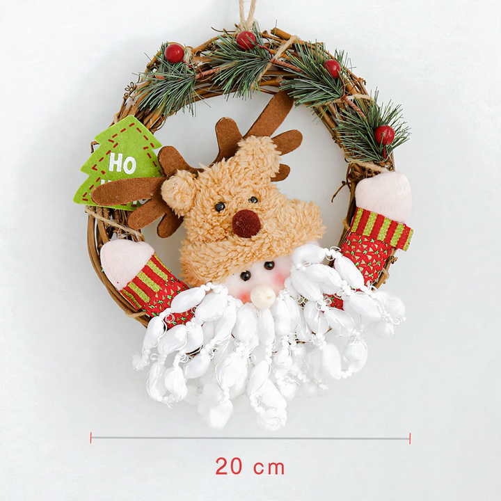 Weihnachtskranz aus Holz mit Figuren