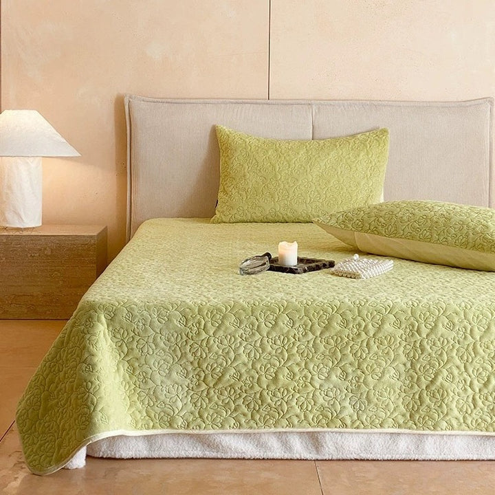 Romantische Tagesdecke, Milchfleece, floral