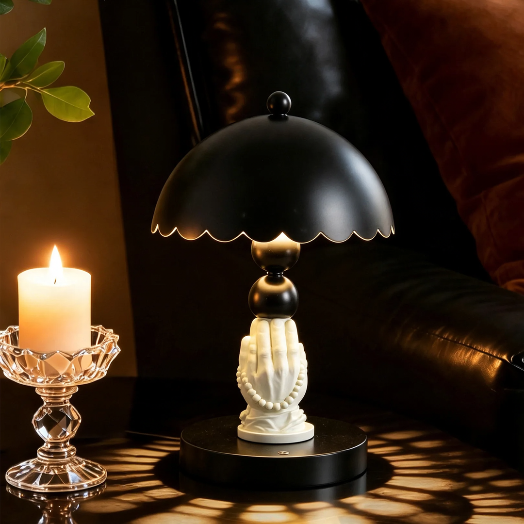 Tischleuchte mit Händen-Motiv, Vintage-Stil