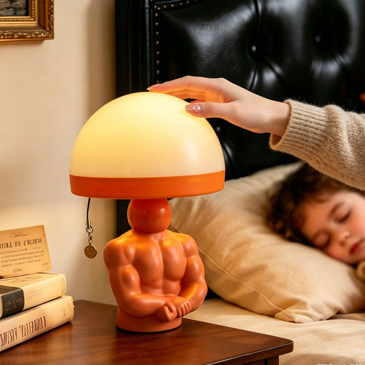Pilz-Tischlampe mit Muskel-Figur