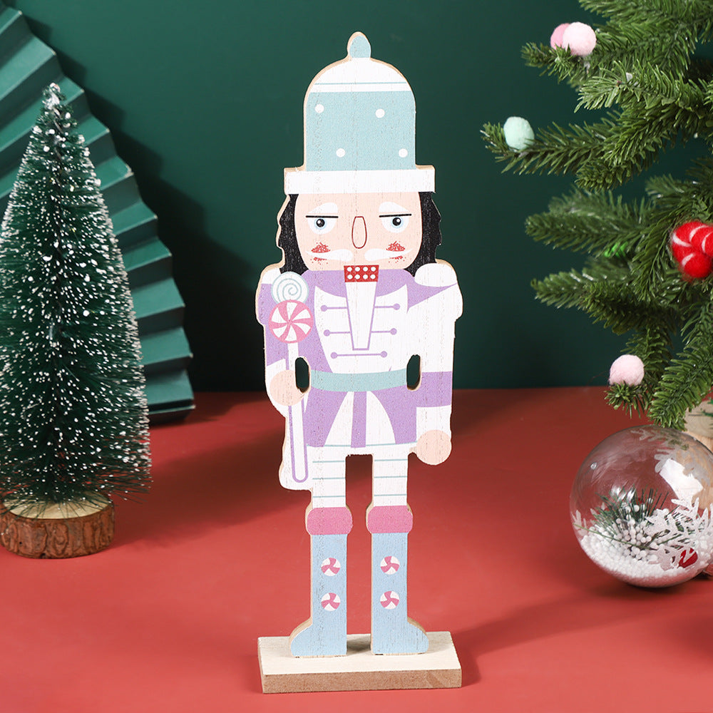 Dekorative Nussknacker-Figur aus Buchenholz
