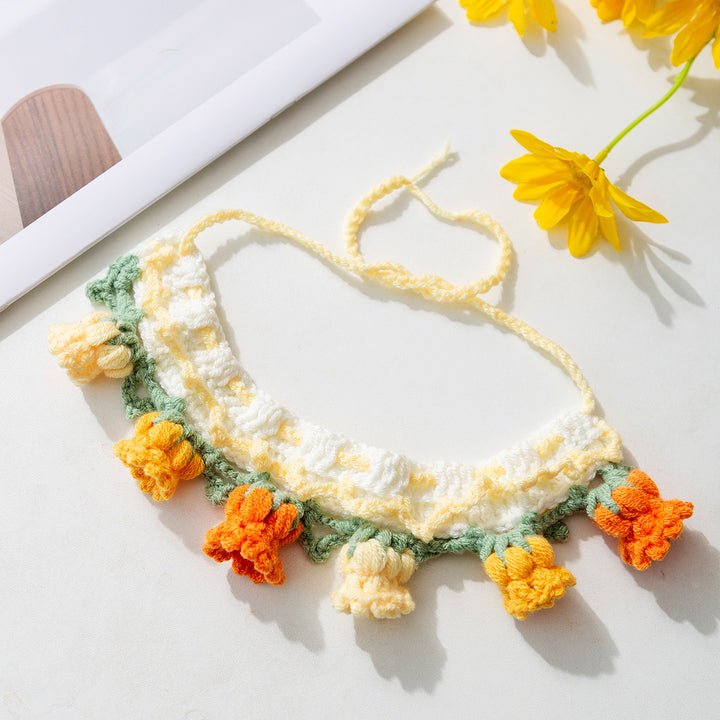 Handgestricktes Halsband für Katzen und kleine Hunde